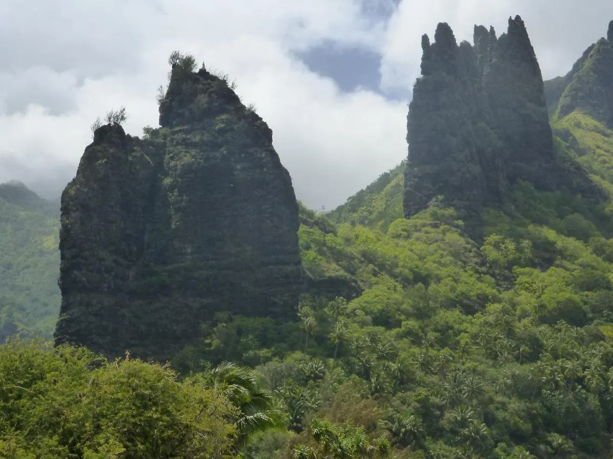 Hotel Fare Manutea Nuku Hiva